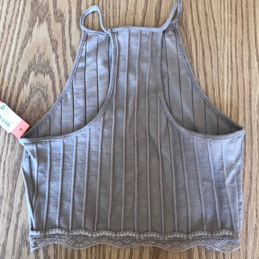 Crop Top - Picture 2 of 4